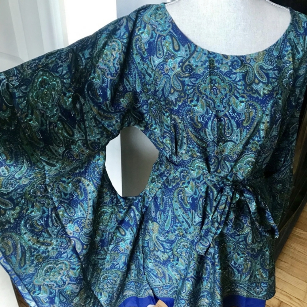 Paisley Print Tunic - Great Sleeve Detail!